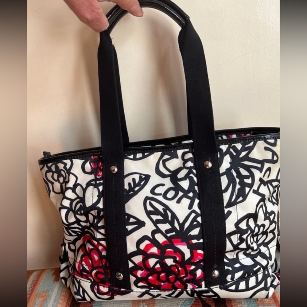 Coach Y2K Poppy Daisy Floral Graffiti Print Black Pink White Tote Bag Vintage - Picture 2 of 12